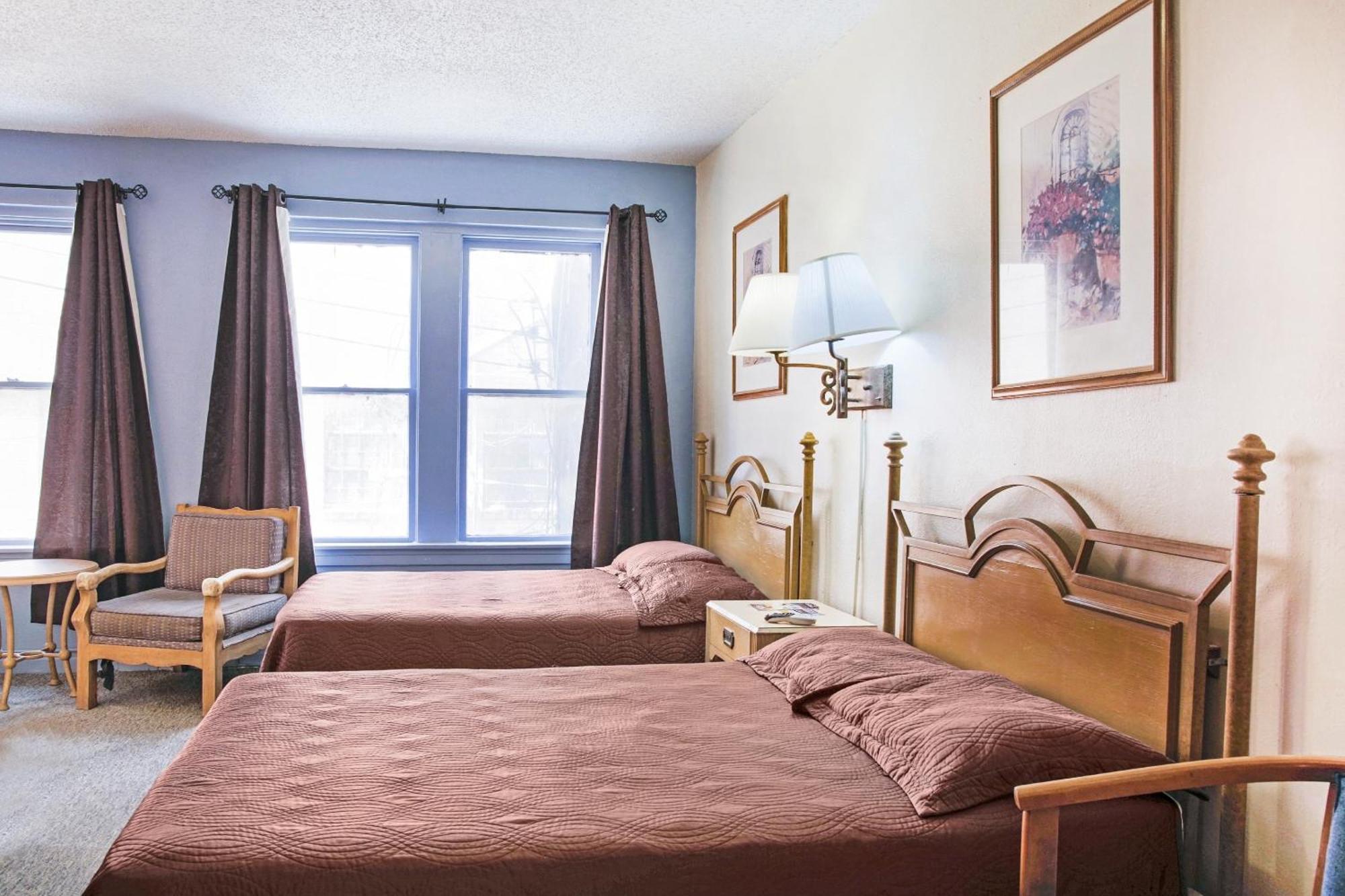 Oyo Historic Cameron Hotel Brownsville I-69E المظهر الخارجي الصورة