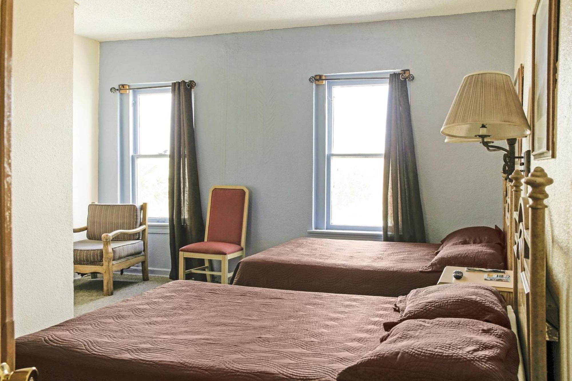 Oyo Historic Cameron Hotel Brownsville I-69E المظهر الخارجي الصورة